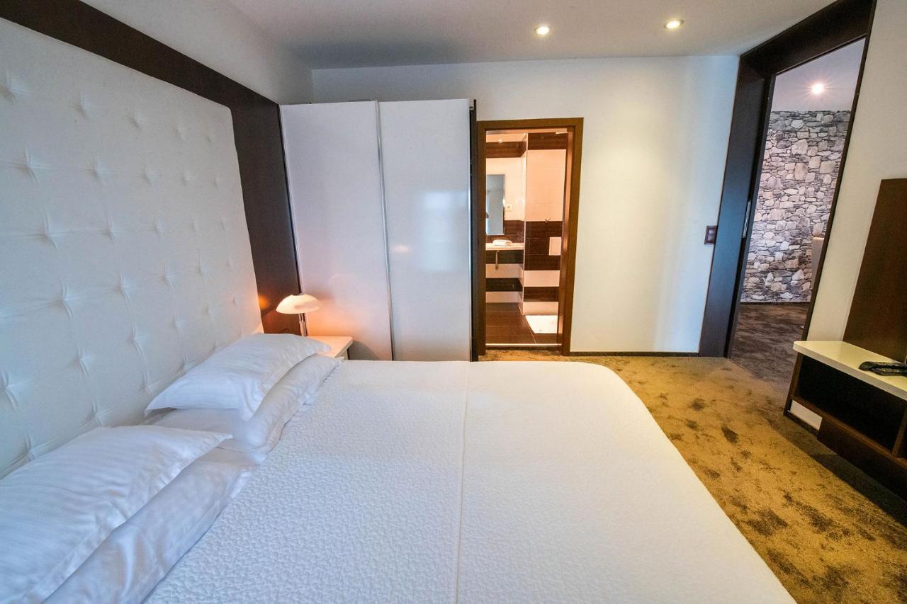 Hotel Villa Ekaterina Vakarel Luaran gambar